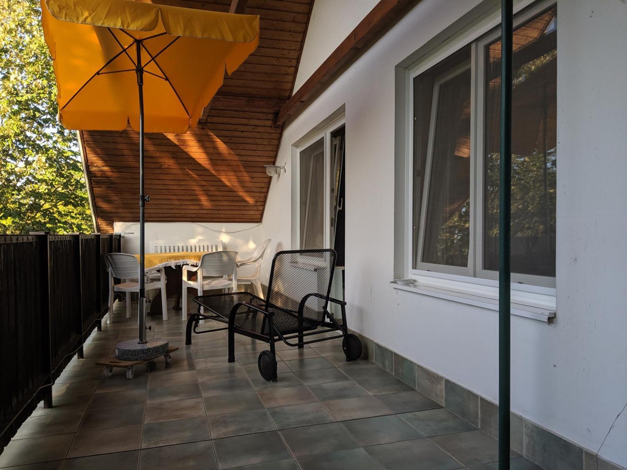 Appartments Hungaroland Balatonbereny Exterior photo