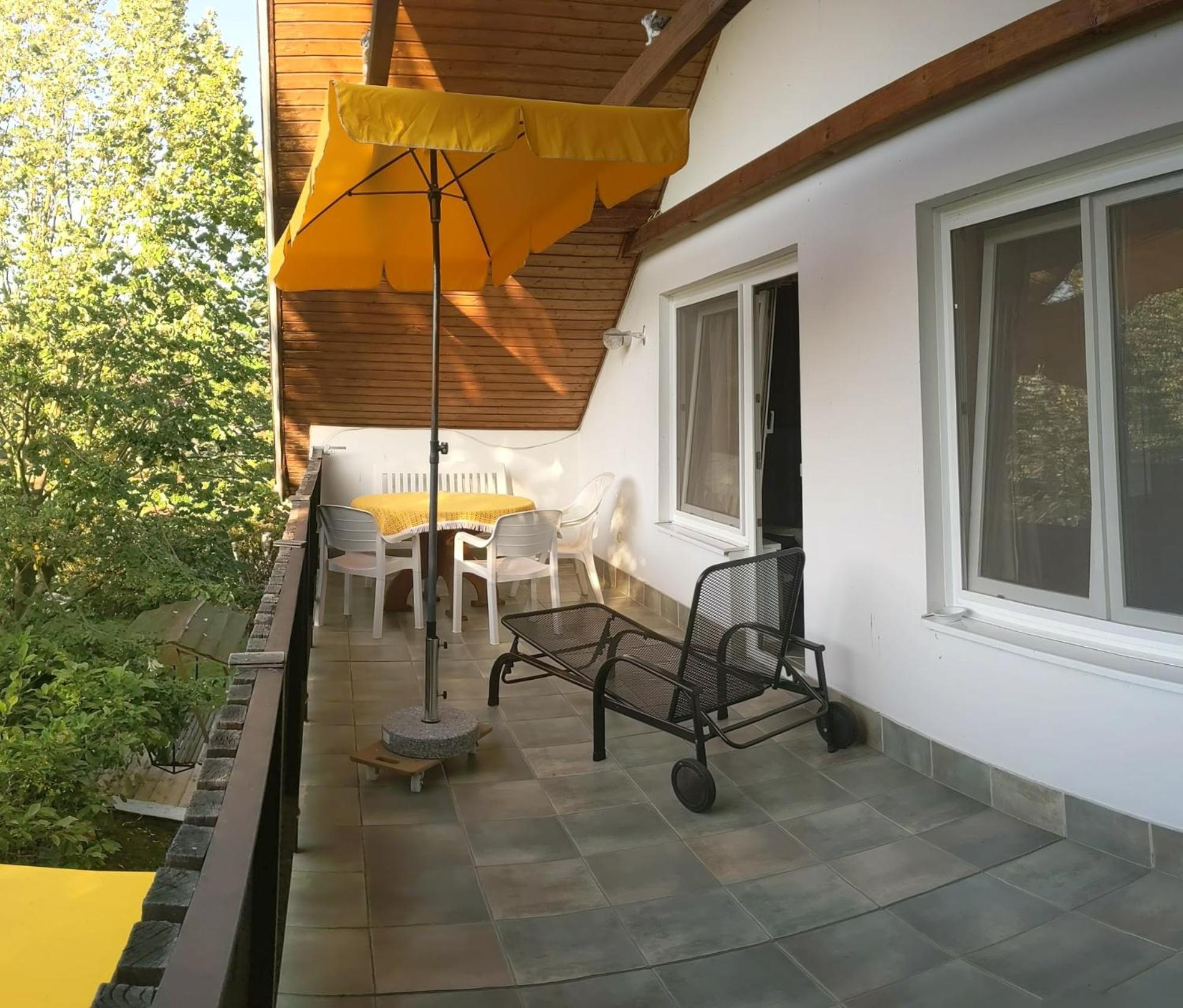 Appartments Hungaroland Balatonbereny Exterior photo